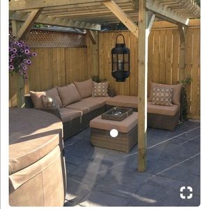 Meet your Posher, Ana